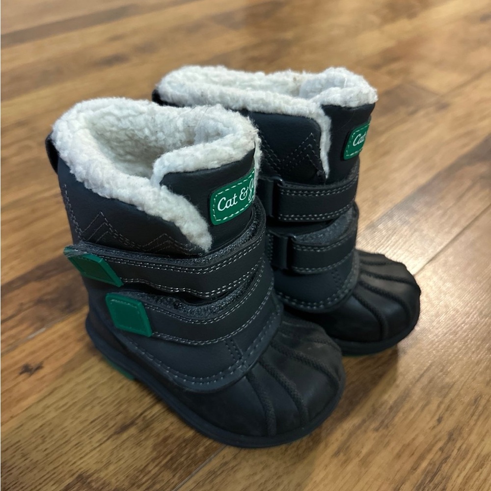 Cat & Jack Kids' Snow Boots